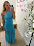 Lucy gown